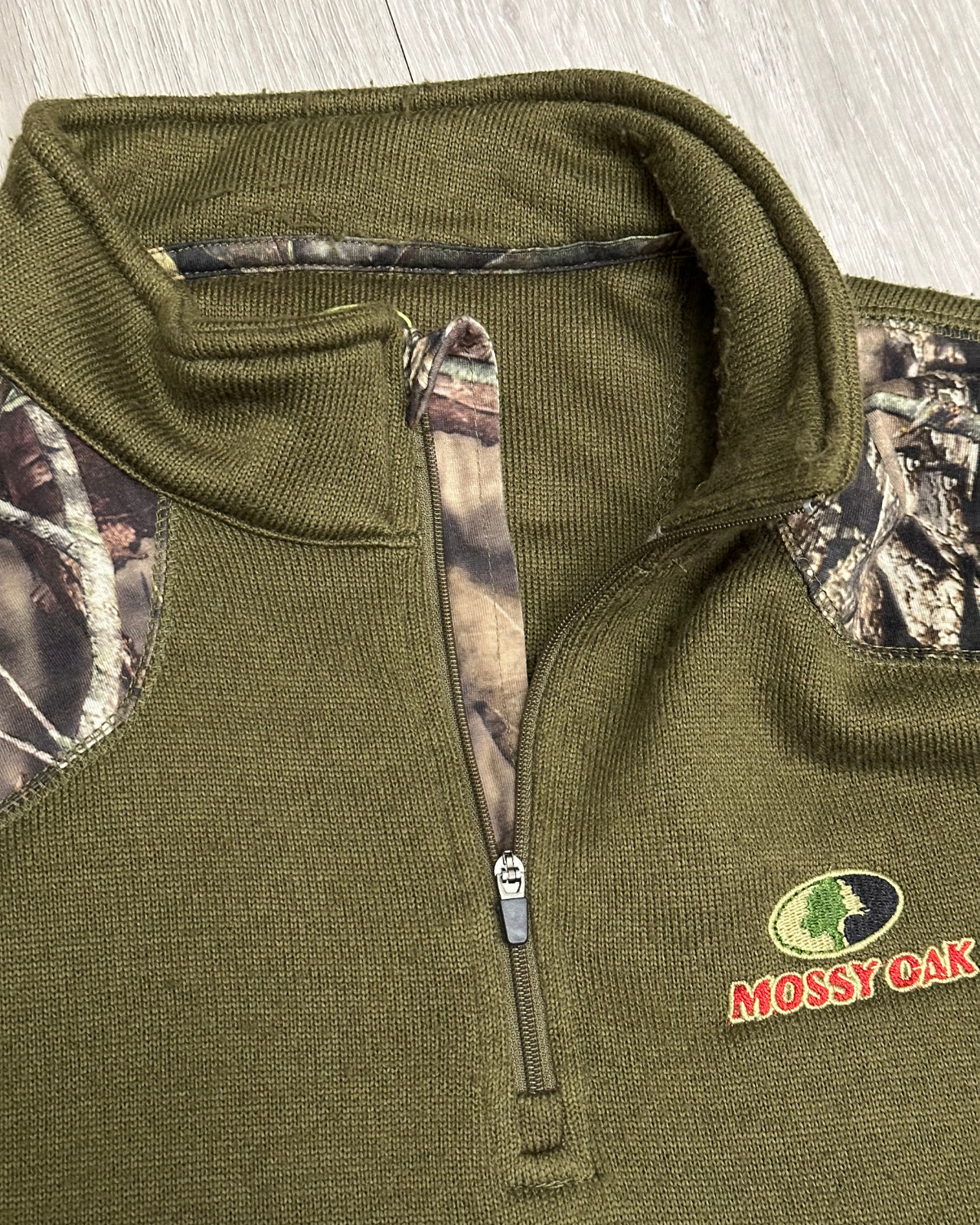 Mossy Oak 1/4 Zip Sweatshirt - Size XL