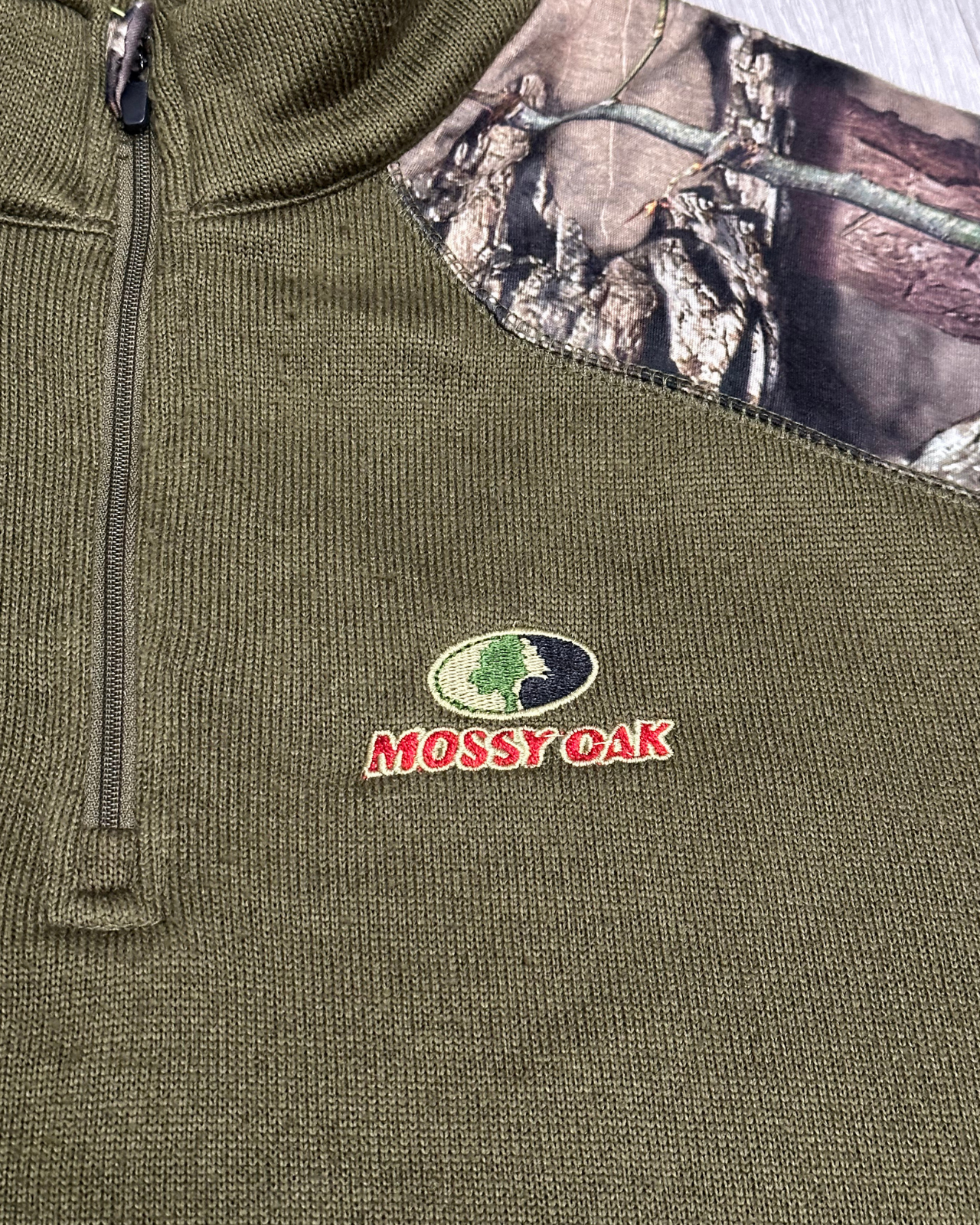 Mossy Oak 1/4 Zip Sweatshirt - Size XL