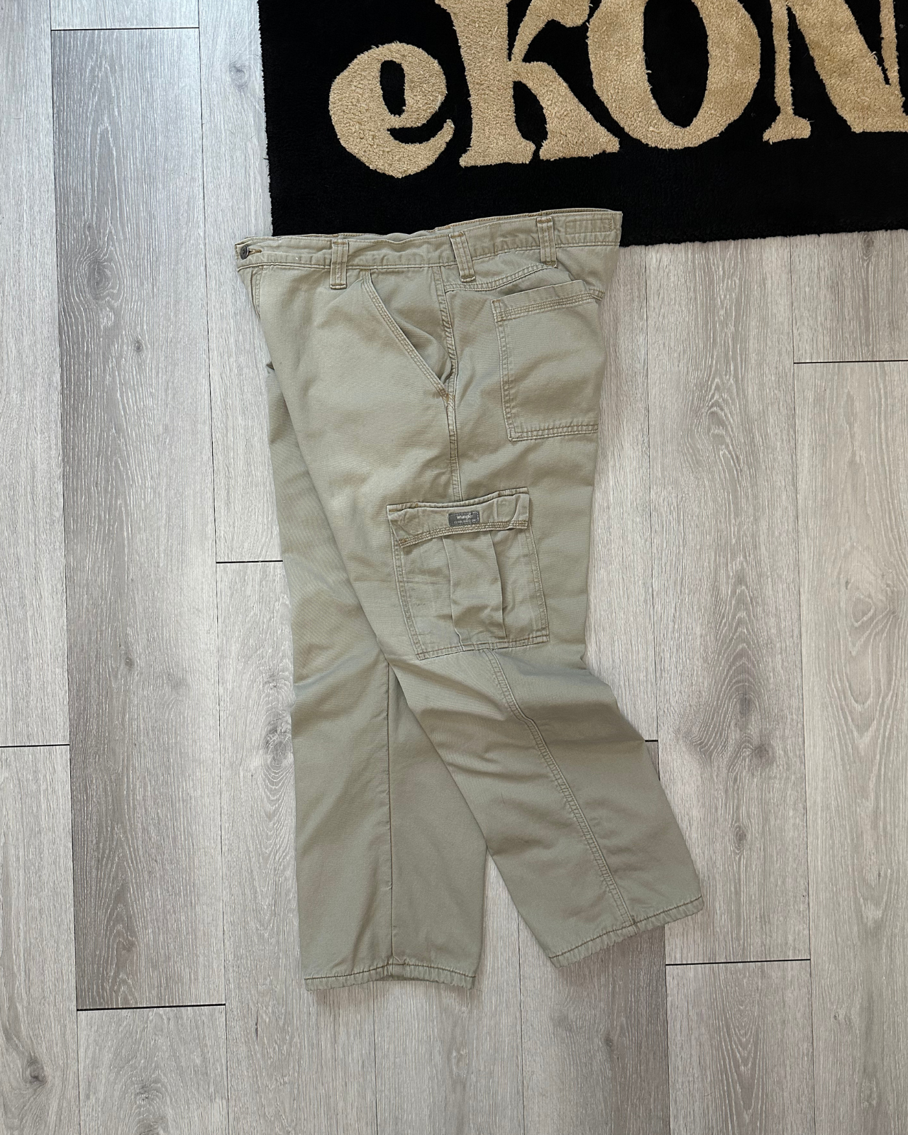 Wrangler Relaxed Fit Fleece Lined Cargo Pants - Size 38x29