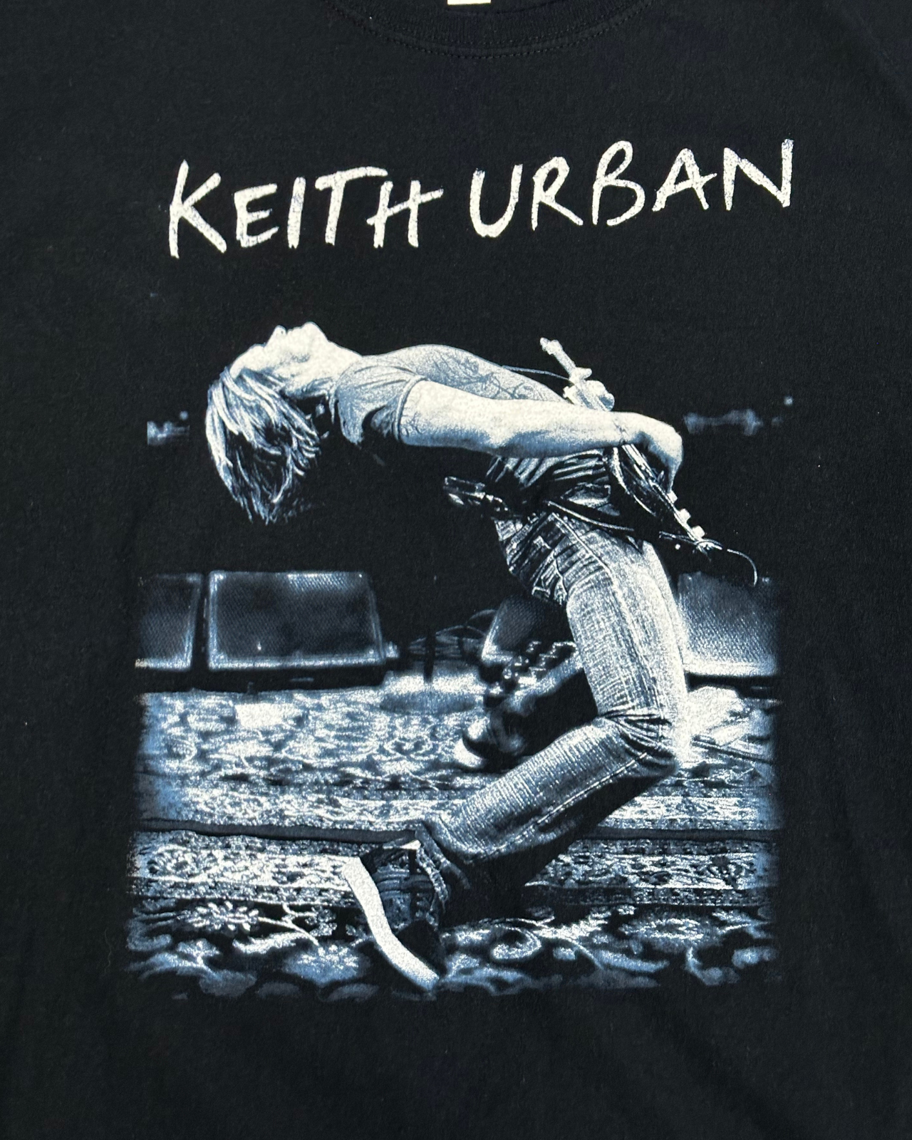 '11 Keith Urban Get Closer World Tour T-Shirt - Size XL