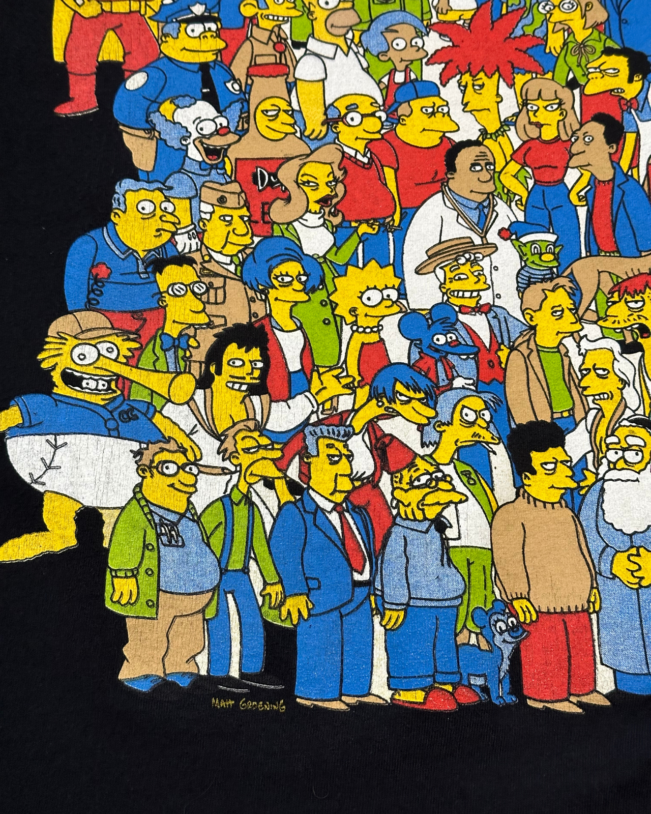 2007 The Simpsons Every Character T-Shirt - Size XL