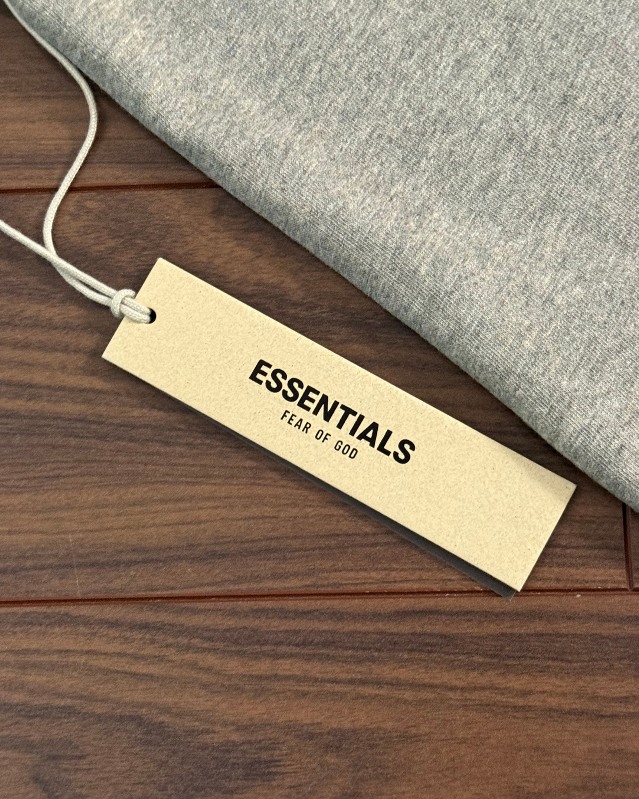 NWT - SS22 Fear of God Essentials Dark Oatmeal T-Shirt - Size S