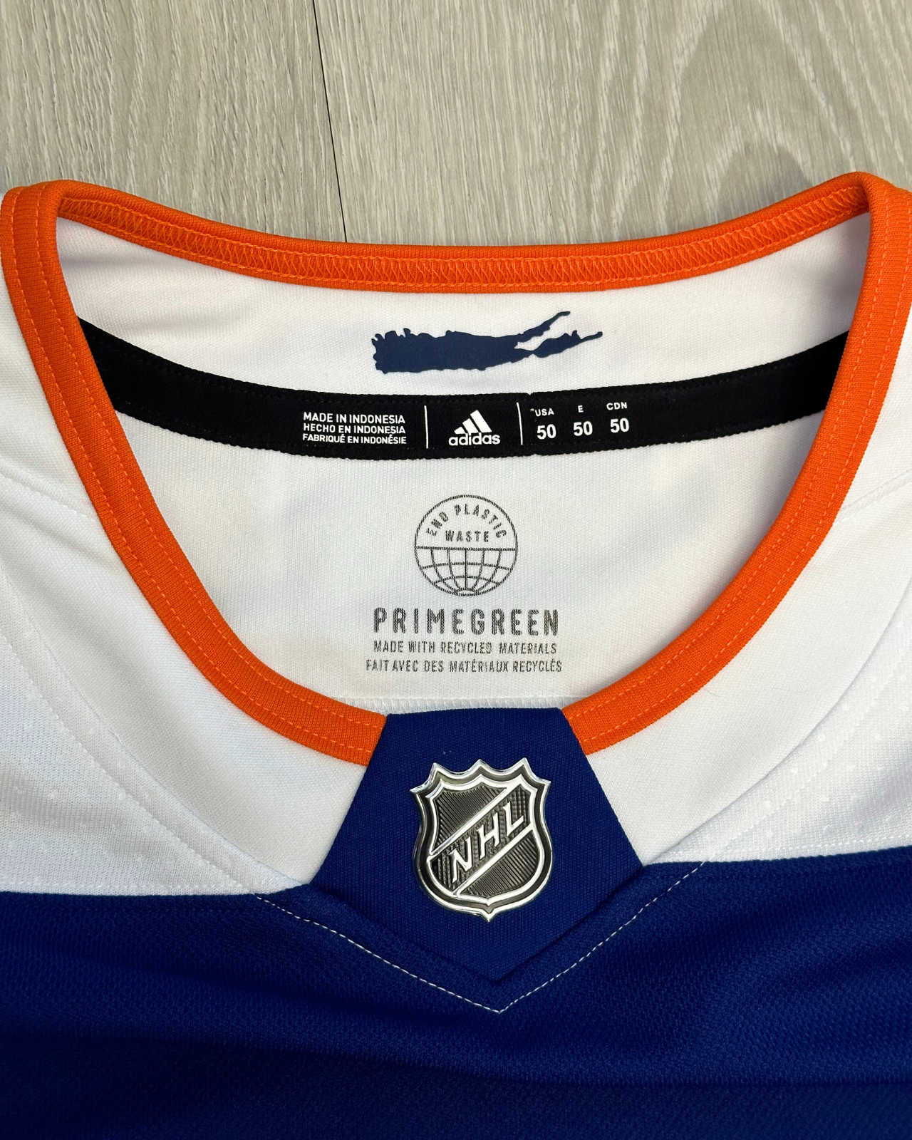 New - Adidas New York Islanders NHL Hockey Jersey - Size 50 (M)
