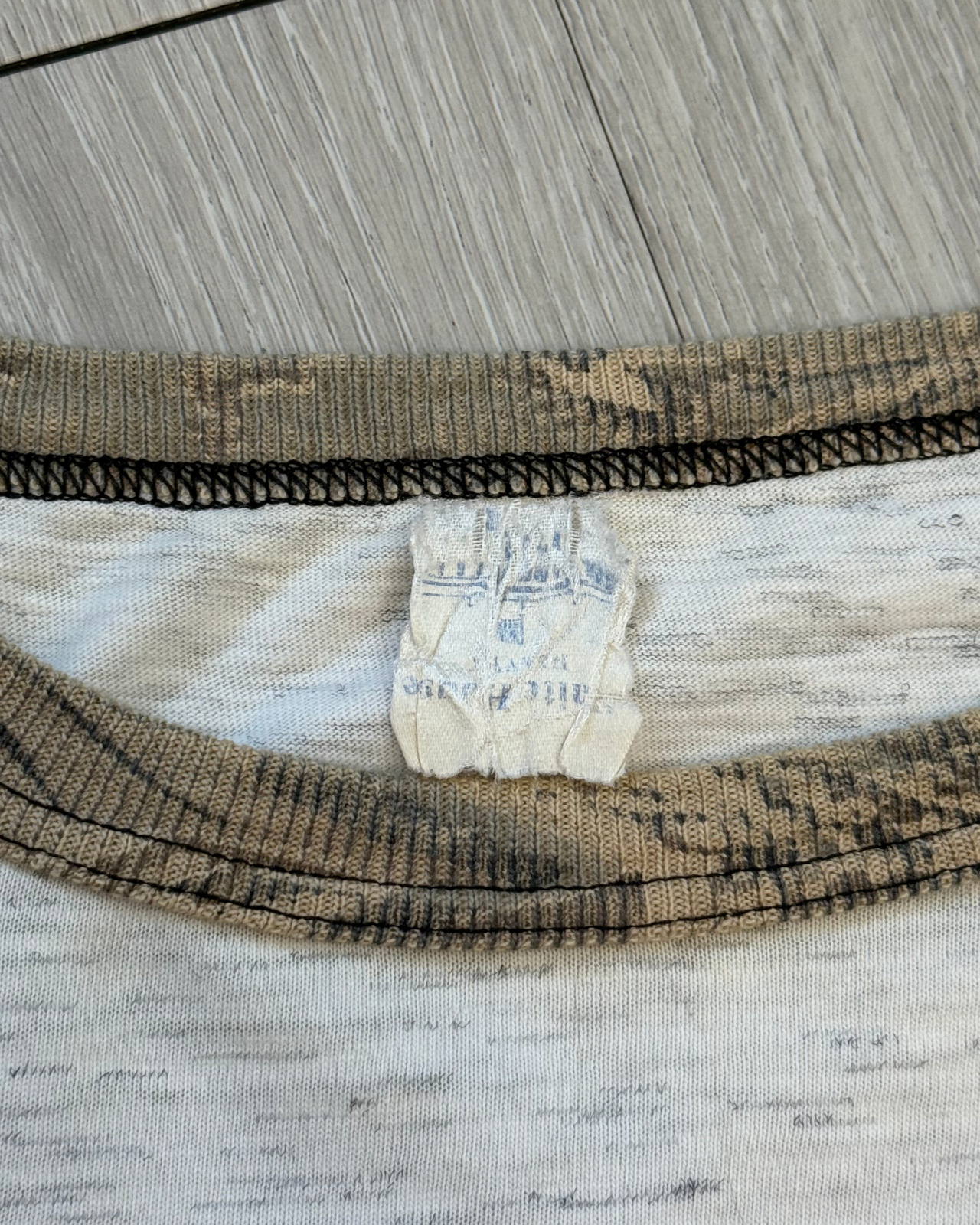 Vintage '93 Animal Graphic Camo Long Sleeve T-Shirt - Size 3XL