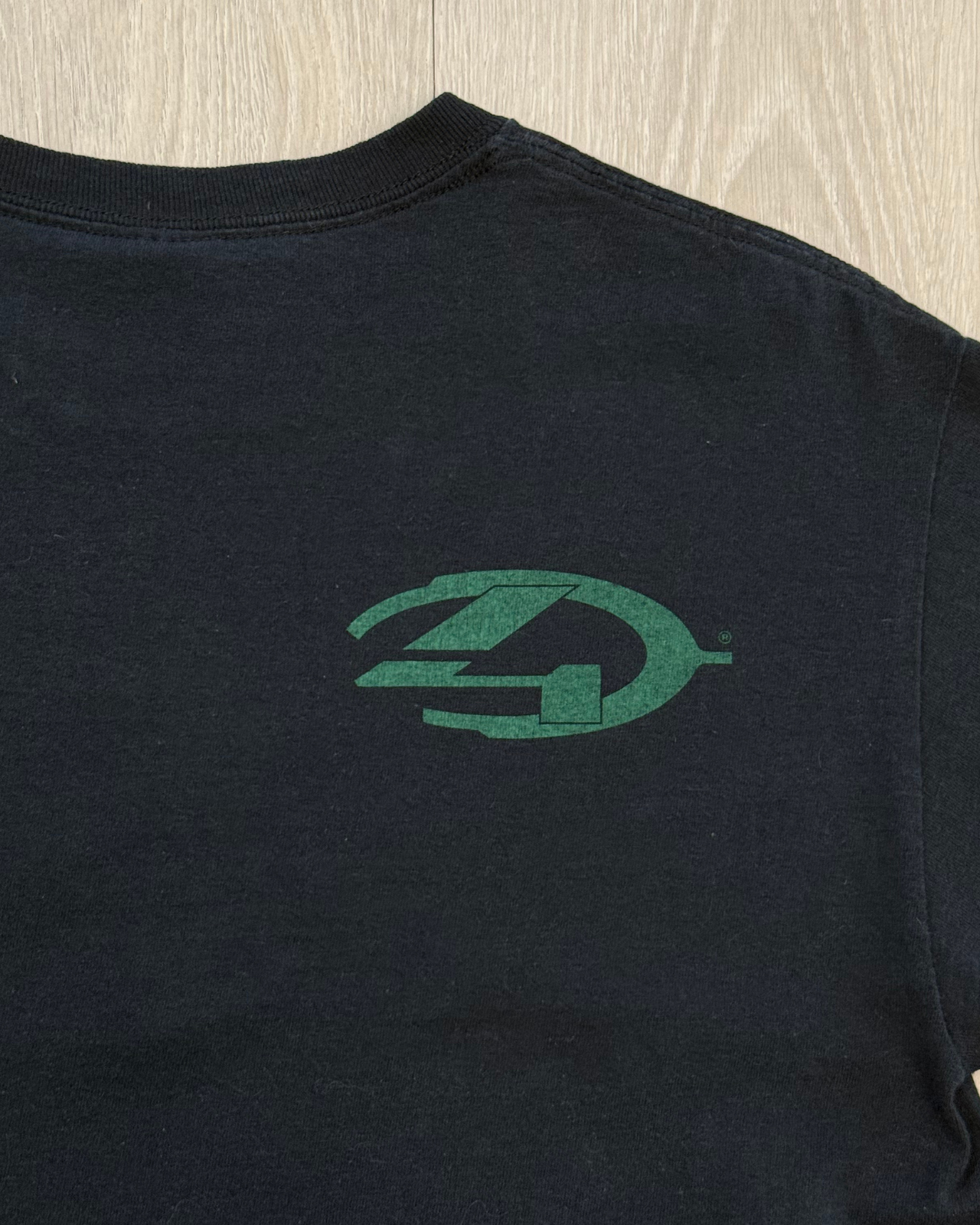 '12 Halo 4 Master Chief Helmet T-Shirt - Size M