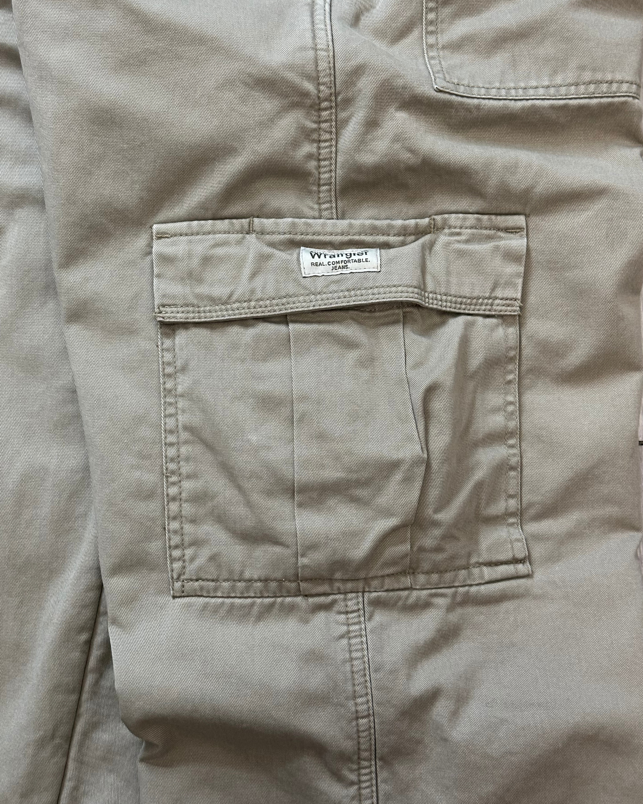 Wrangler Relaxed Fit Fleece Lined Cargo Pants - Size 33x29