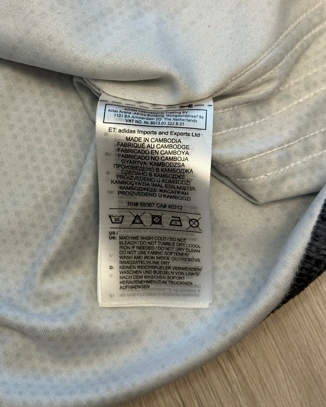 '18 Adidas FC Bayern Munich Soccer Jersey - Size L