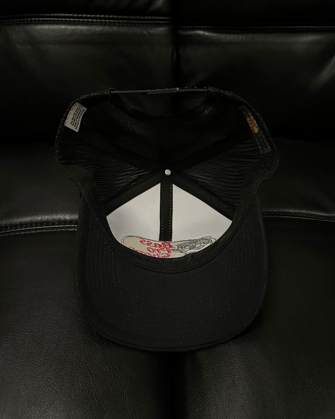 Bass Pro Shops Snap Back Hat / Black