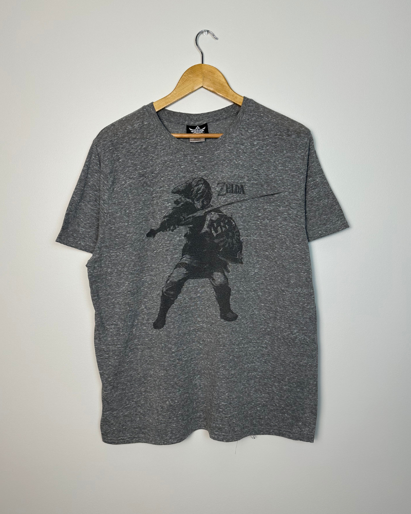 '16 Nintendo Legend of Zelda The Skyward Sword T-Shirt - Size L