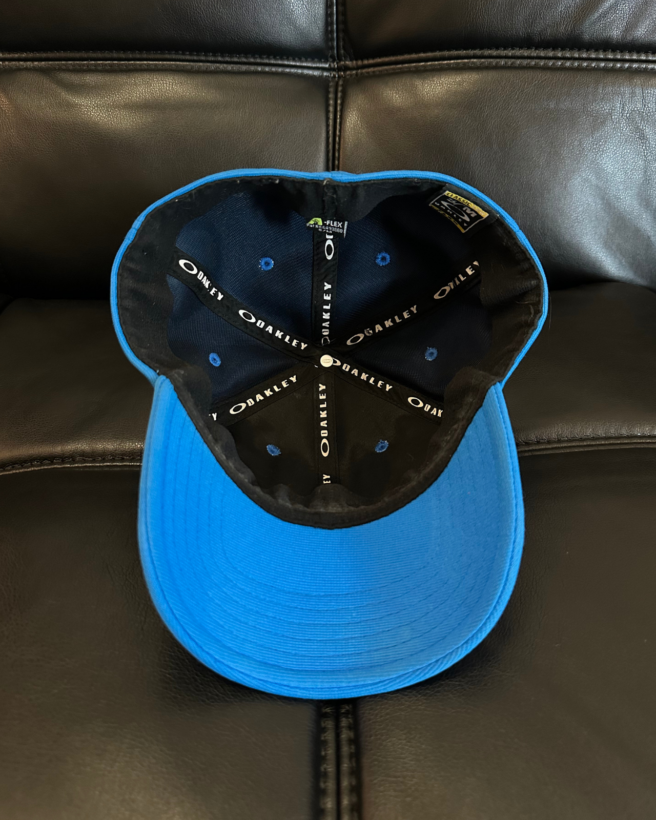 Oakley Logo Flex Fit Hat