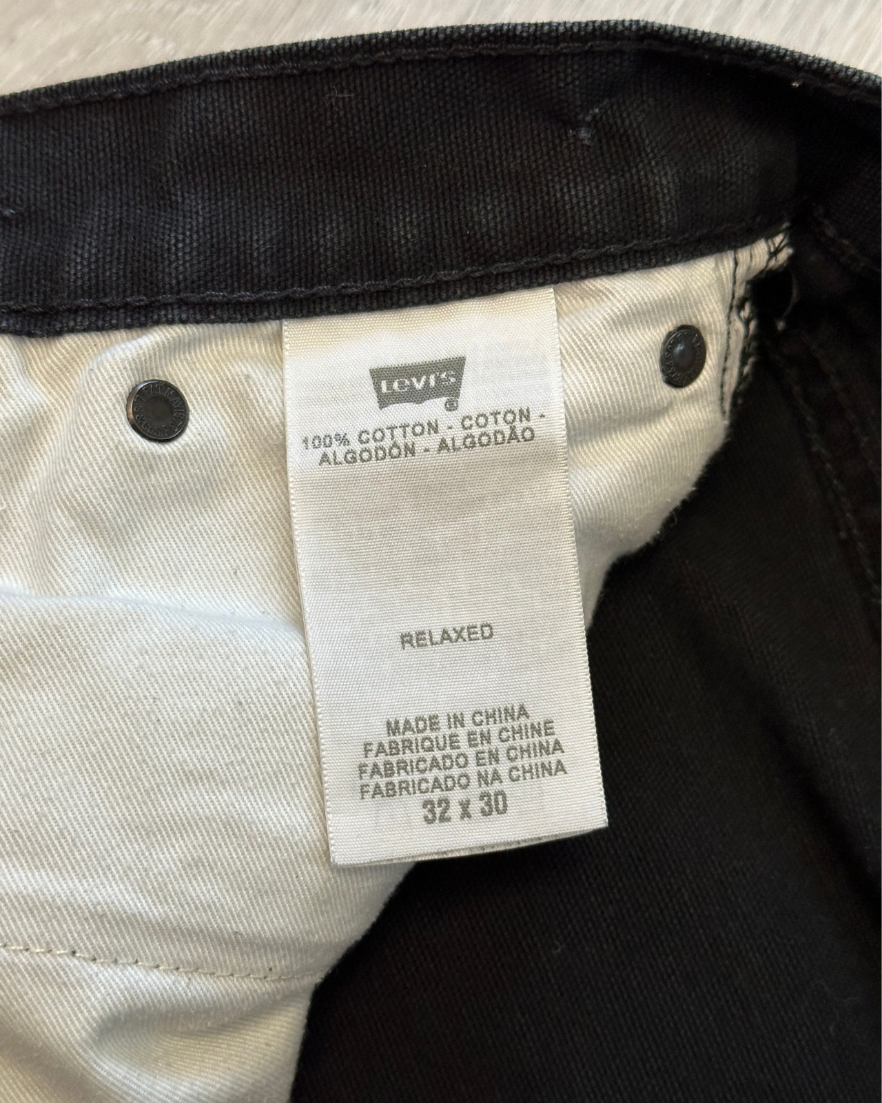 Levi's Buckle-Back Relaxed Fit Black Jeans - Size 33x28