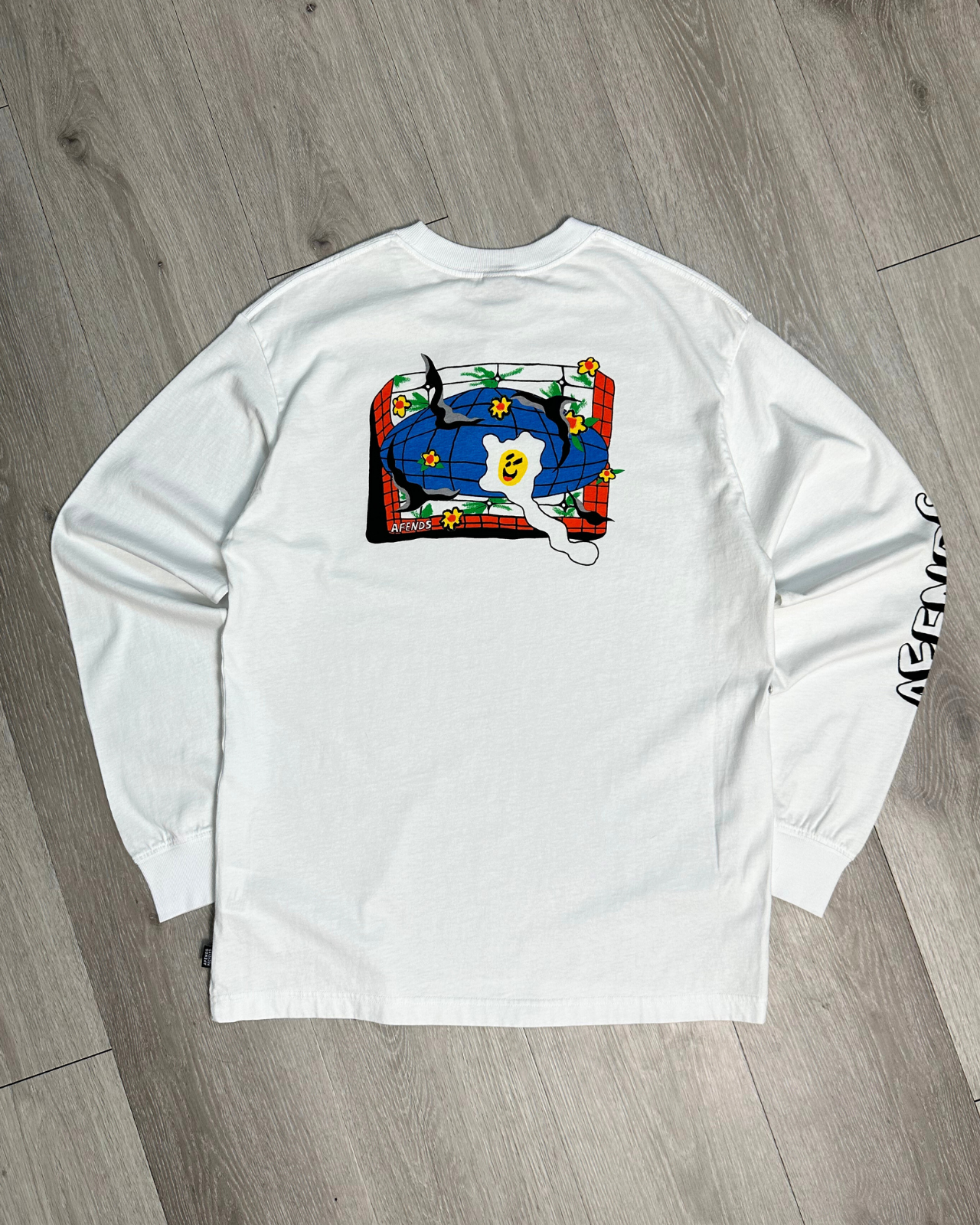 NWT - Afends Globe Recycled Long Sleeve Tee / White