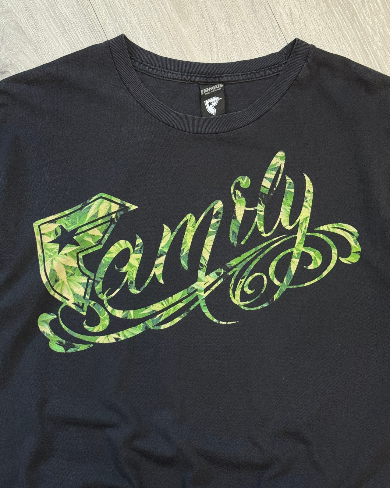 Vintage Famous Stars & Straps Family T-Shirt - Size L