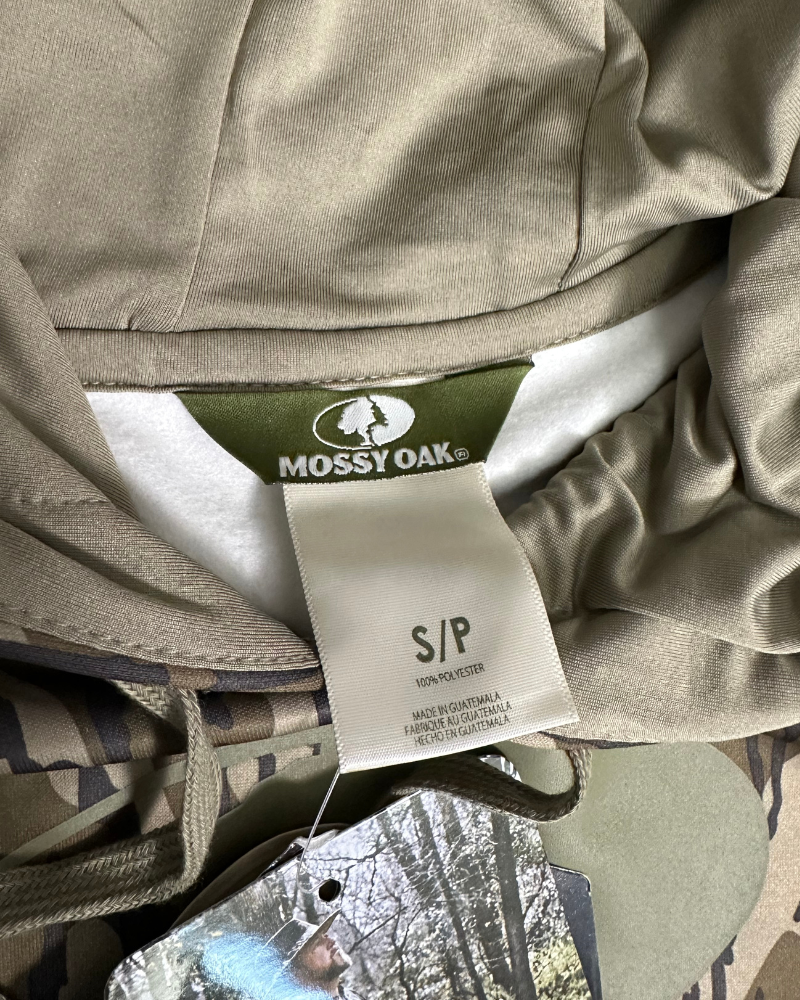 NWT - Mossy Oak Tree Camo Hoodie - Size S