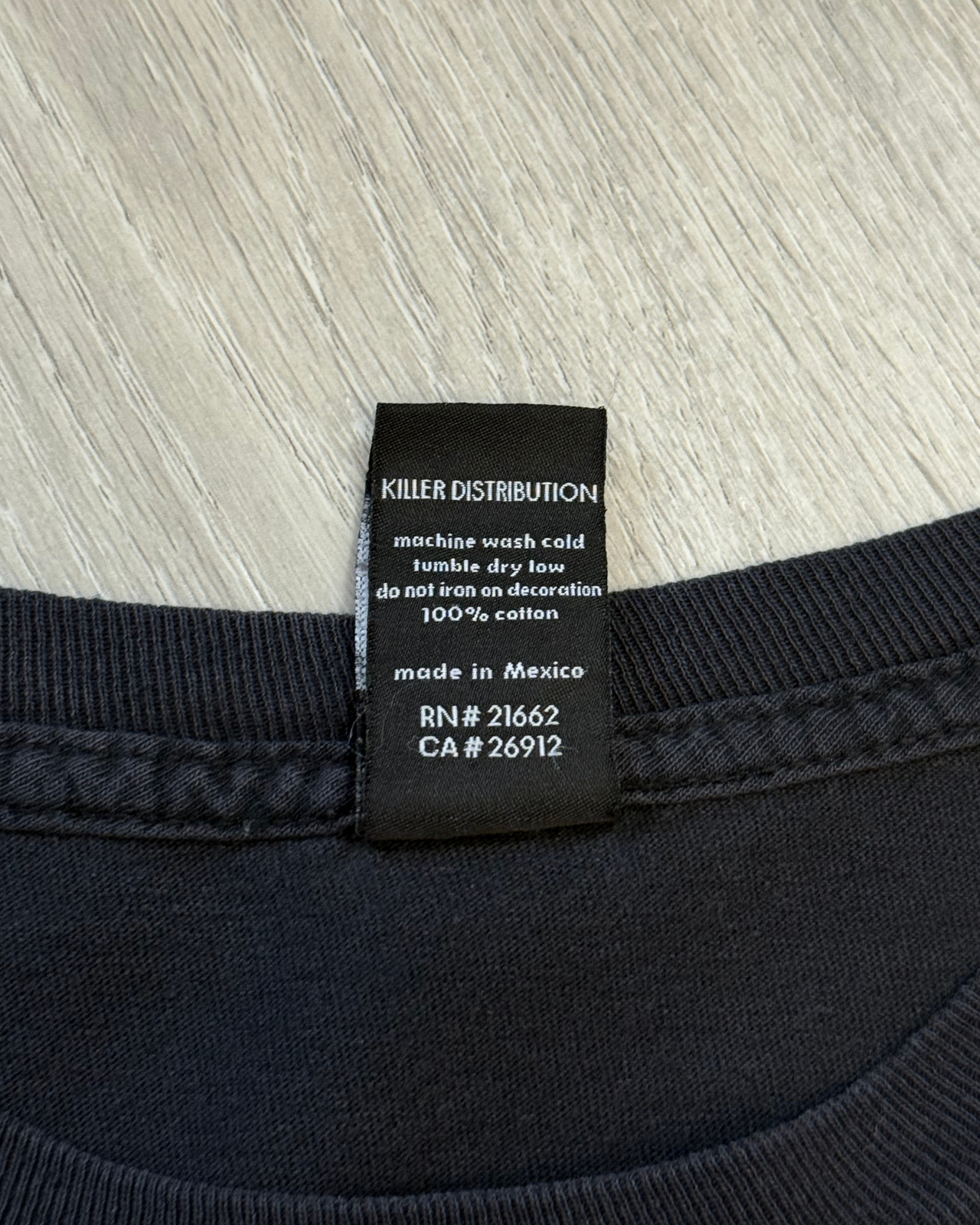 Vintage Famous Stars & Straps Family T-Shirt - Size L