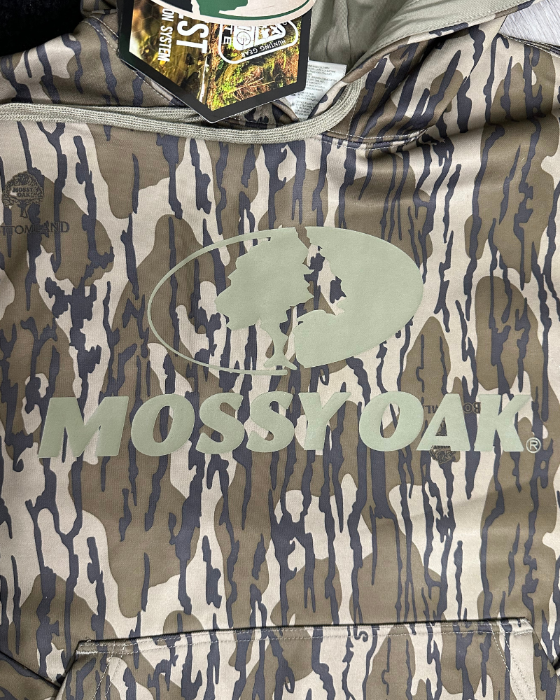 NWT - Mossy Oak Tree Camo Hoodie - Size S