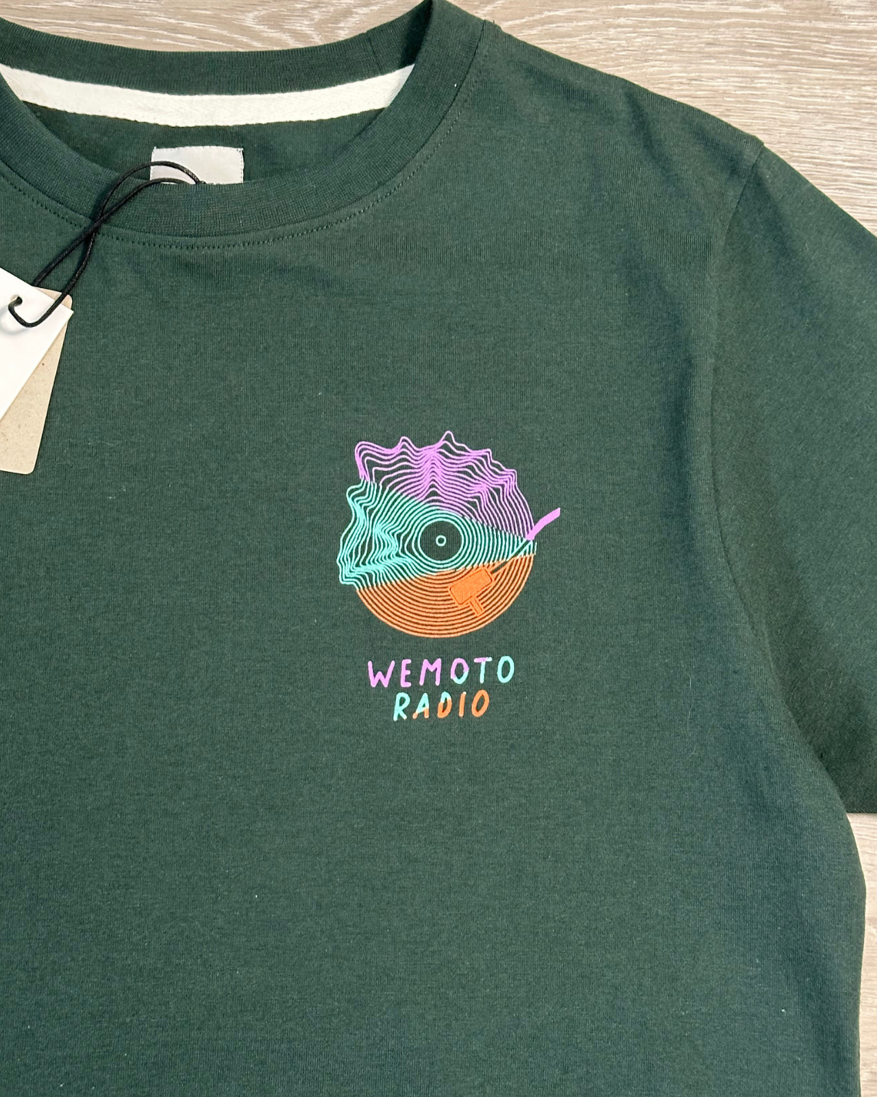 Sample NWT Wemoto Record Tee / Green