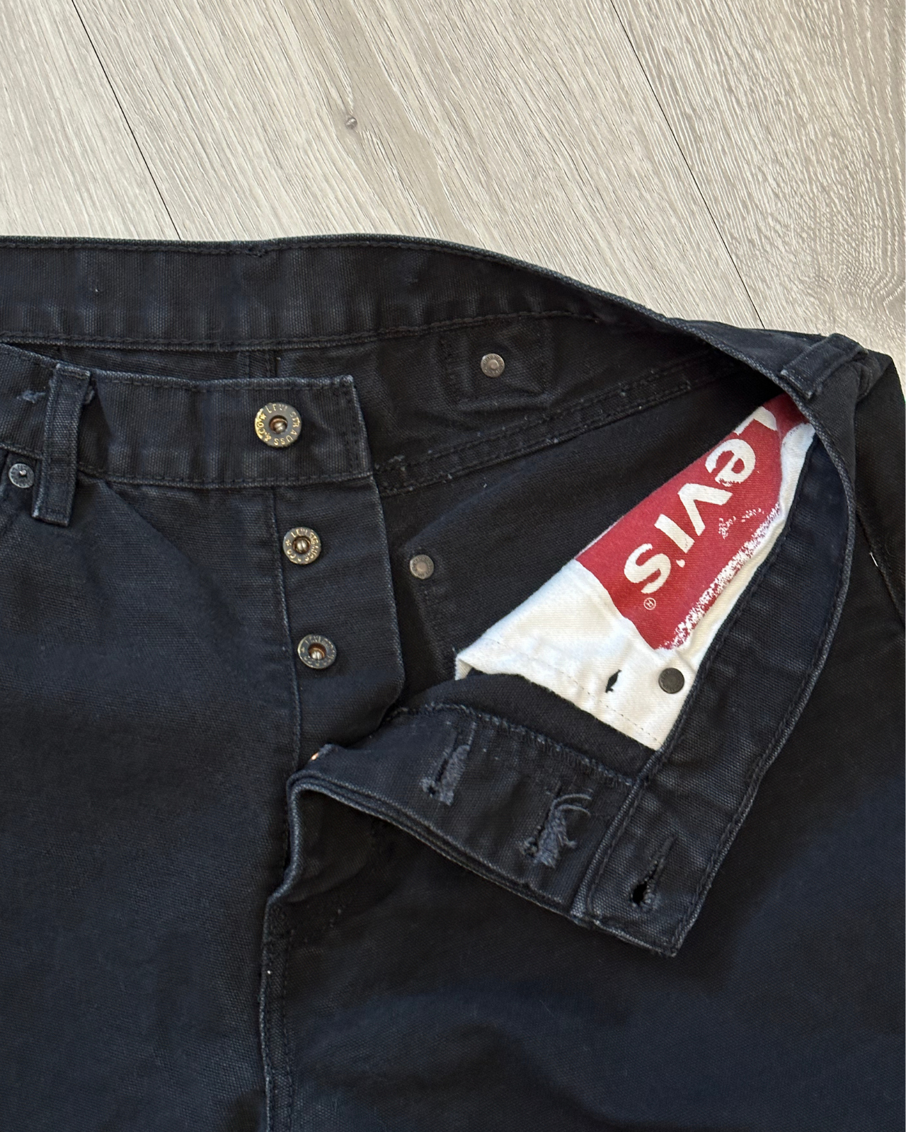 Levi's Buckle-Back Relaxed Fit Black Jeans - Size 33x28