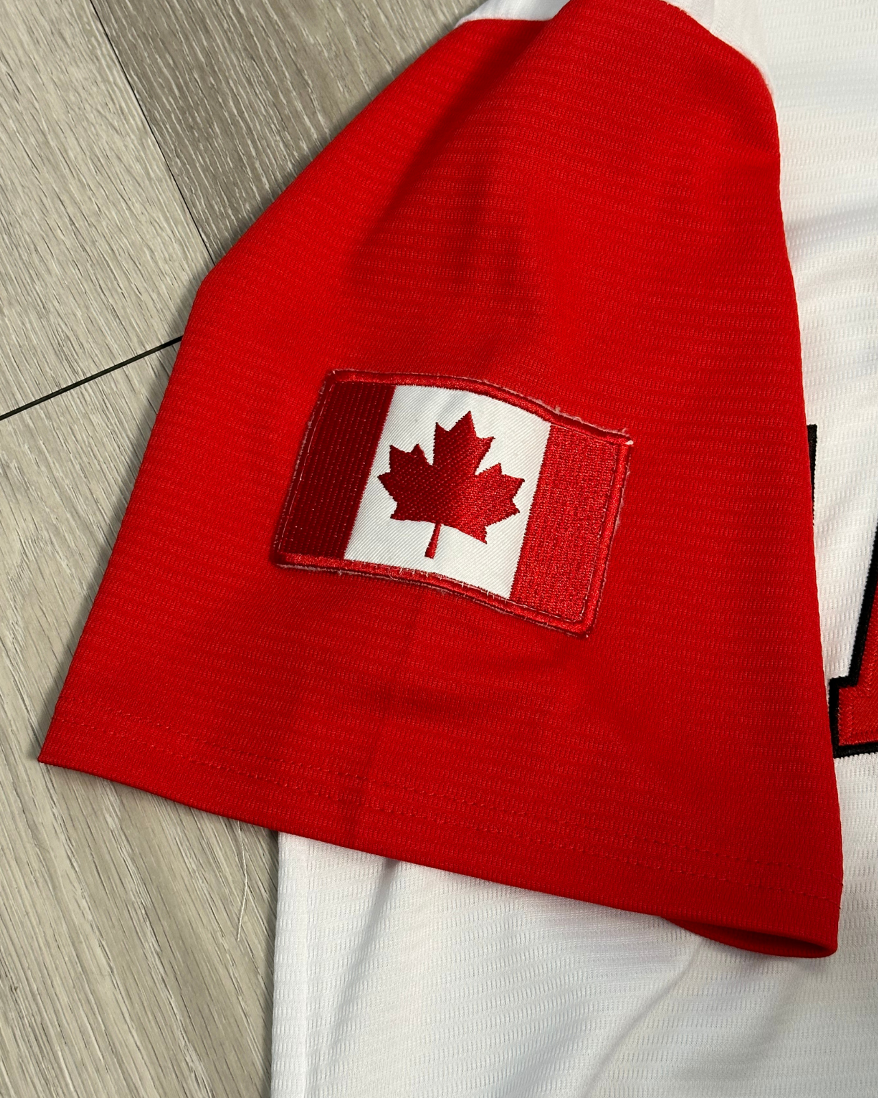Majestic Canada '17 World Baseball Classic Jersey - Size M