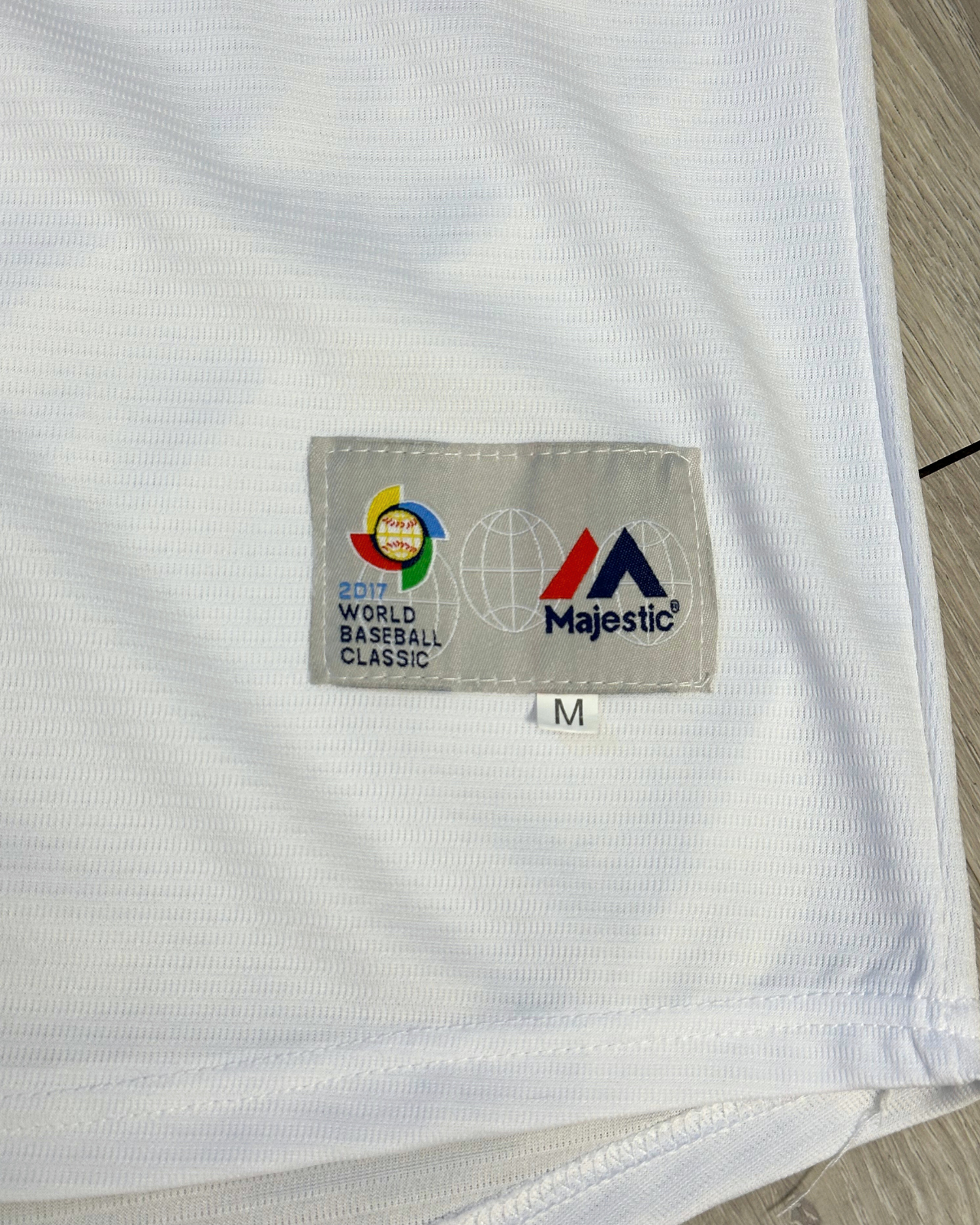 Majestic Canada '17 World Baseball Classic Jersey - Size M