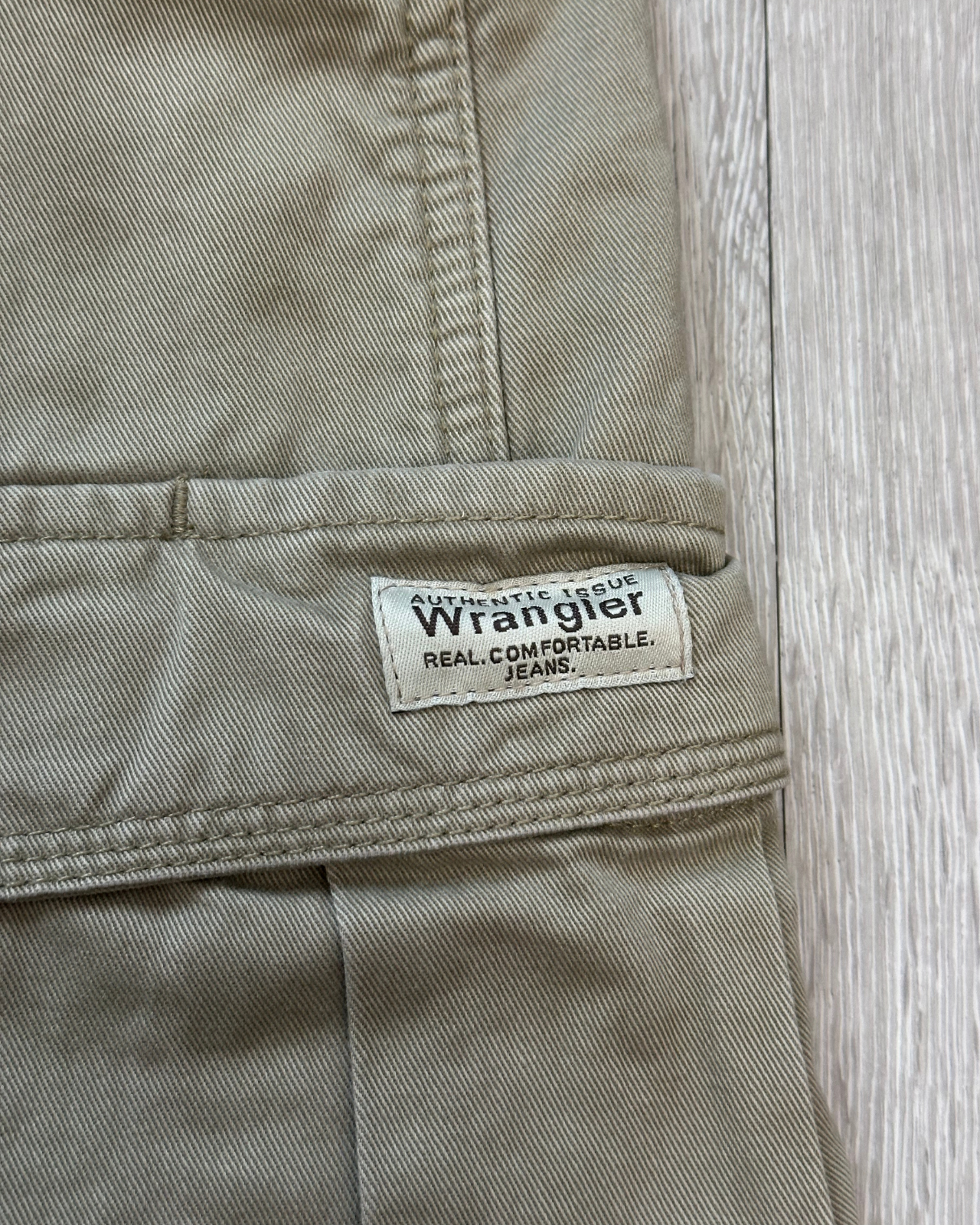 Wrangler Relaxed Fit Fleece Lined Cargo Pants - Size 33x29