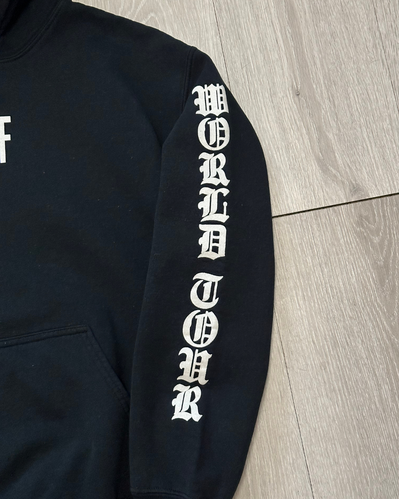 '15 Justin Bieber Purpose World Tour Staff Hoodie - Size M