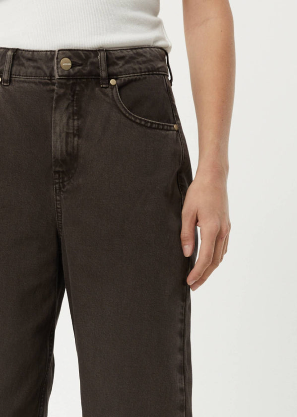 NWT - Afends Shelby Organic Denim Wide Leg Jean Long / Faded Coffee