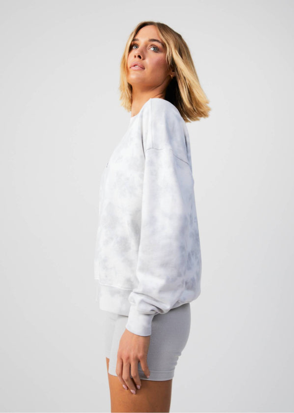 BNWT - Afends Pearla Hemp Crew Neck Graphic Sweater / Smoke Wash
