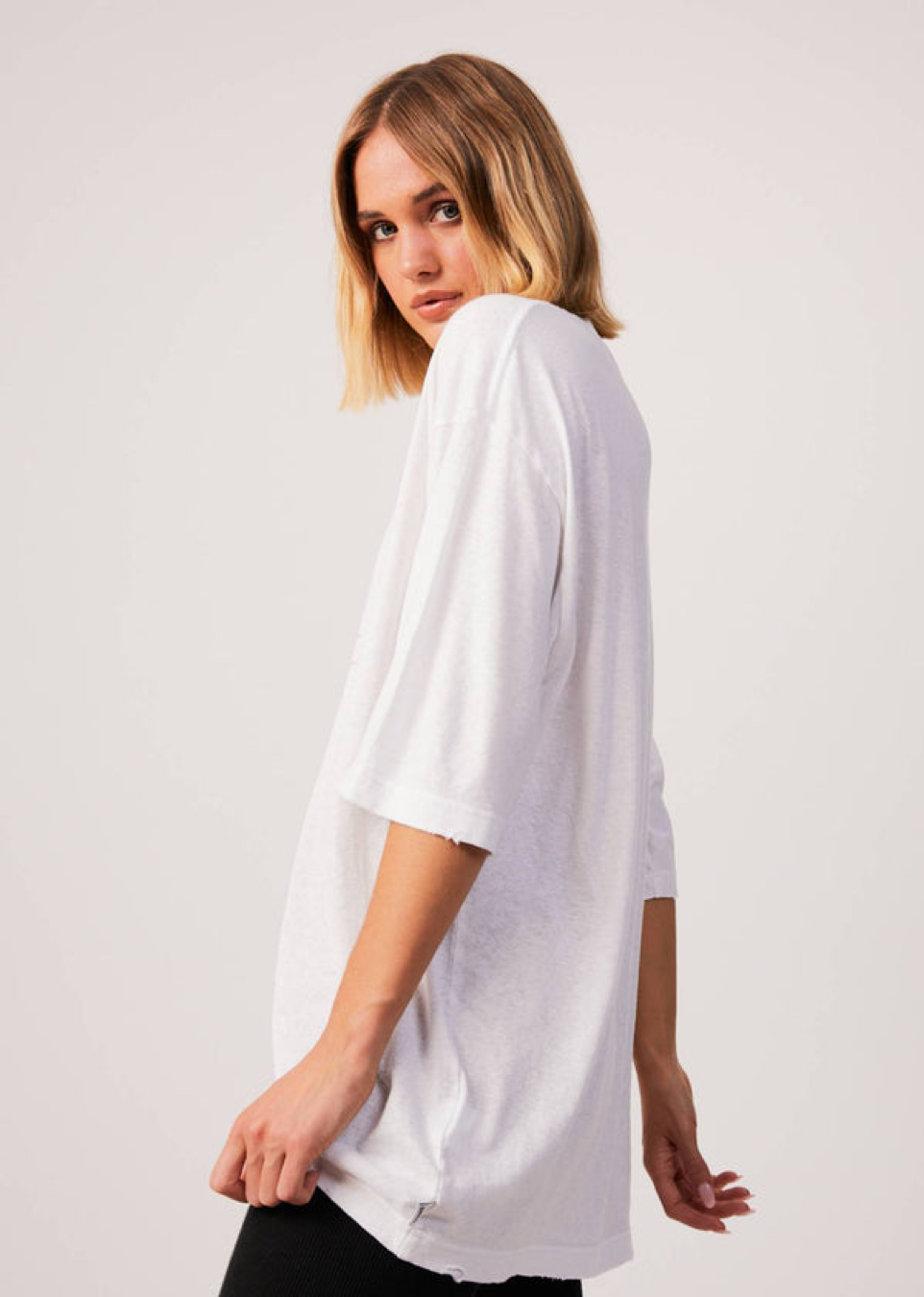 NWT - Afends Shell Hemp Oversized Tee / White