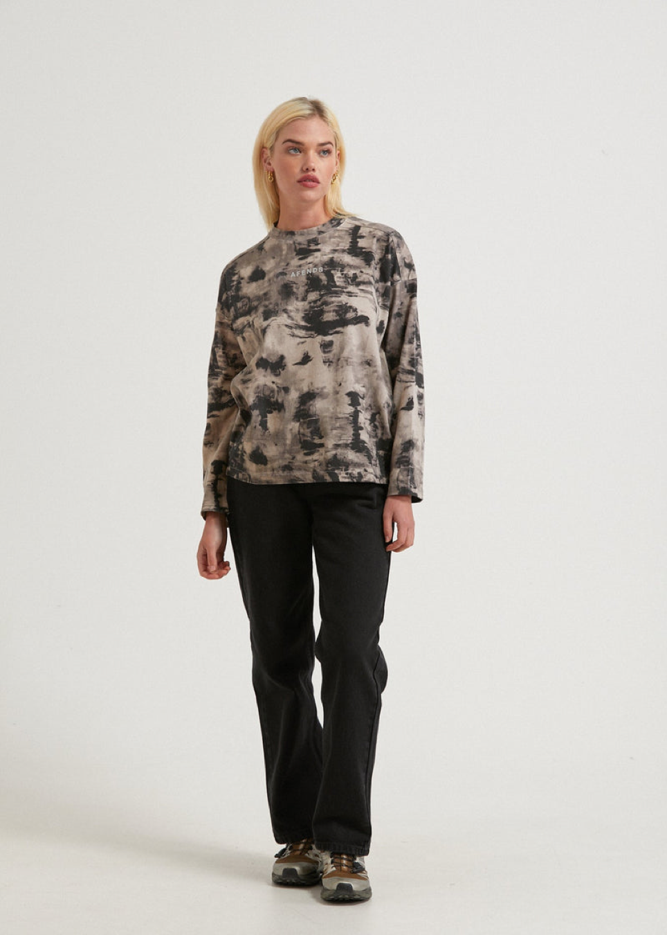 NWT - Afends Real Time Organic Weighted Crew Neck - Bone