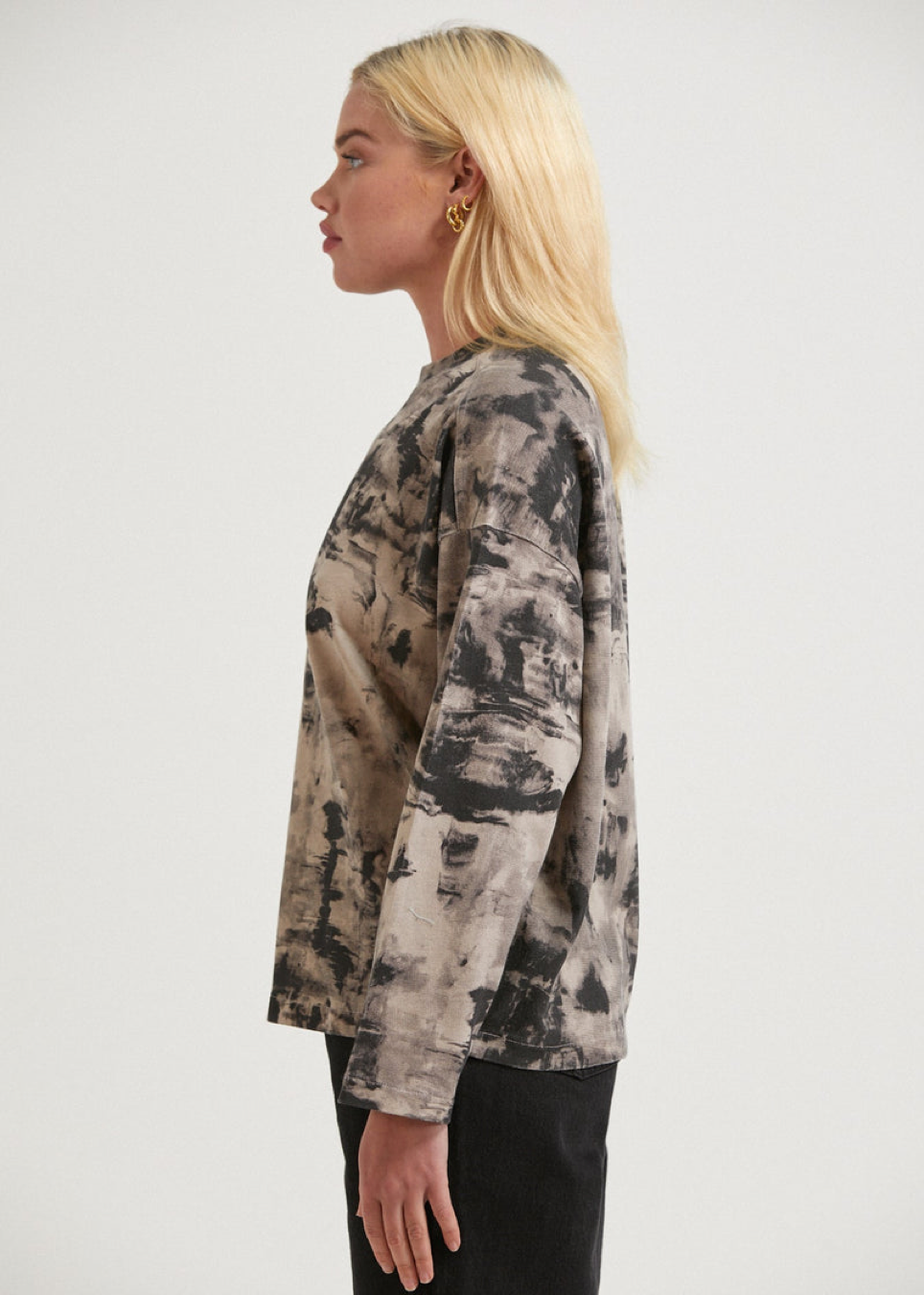 NWT - Afends Real Time Organic Weighted Crew Neck - Bone