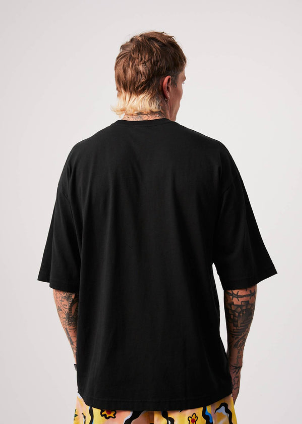 BNWT - Afends Flowers Recycled Oversized T-Shirt / Black