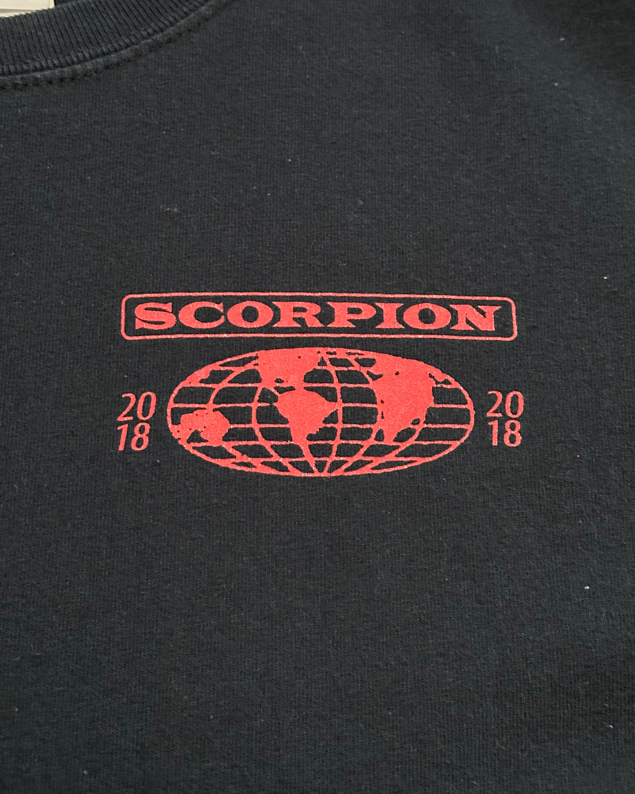 
                  
                    '18 Drake Scorpion World Tour T-Shirt - Size S
                  
                