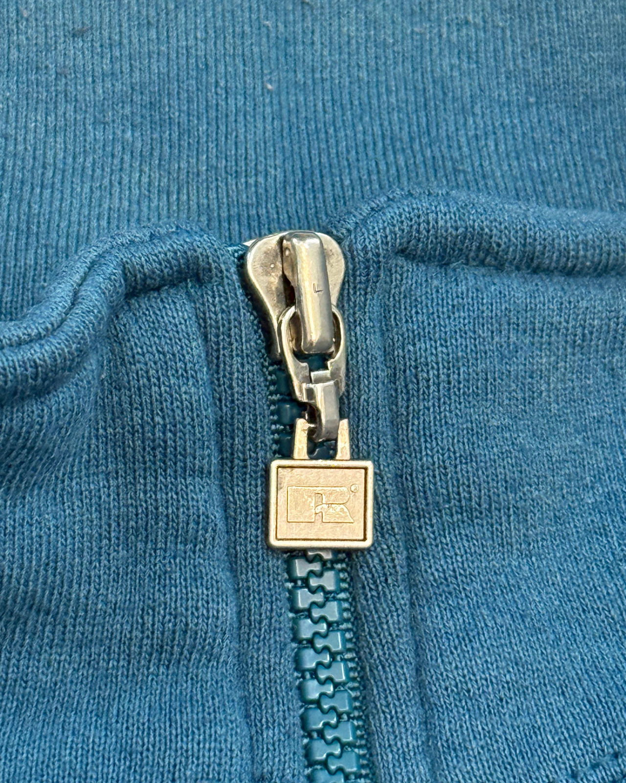 
                  
                    Vintage 90's Russell Athletic 1/4 Zip Sweatshirt - Size XL
                  
                