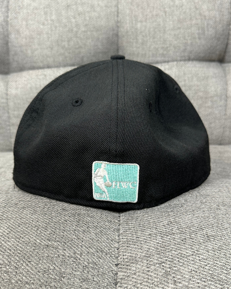 
                  
                    New Era Vancouver Grizzlies NBA Hardwood Classic Fitted Hat - Size 7 1/4
                  
                