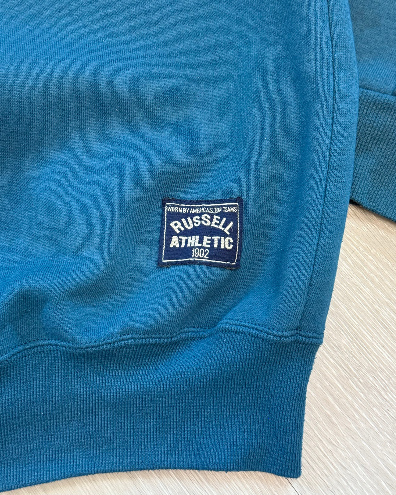 
                  
                    Vintage 90's Russell Athletic 1/4 Zip Sweatshirt - Size XL
                  
                