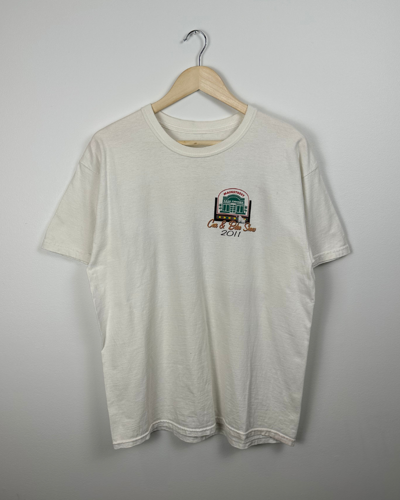 
                  
                    Vintage '11 Car Show T-Shirt - Size L
                  
                