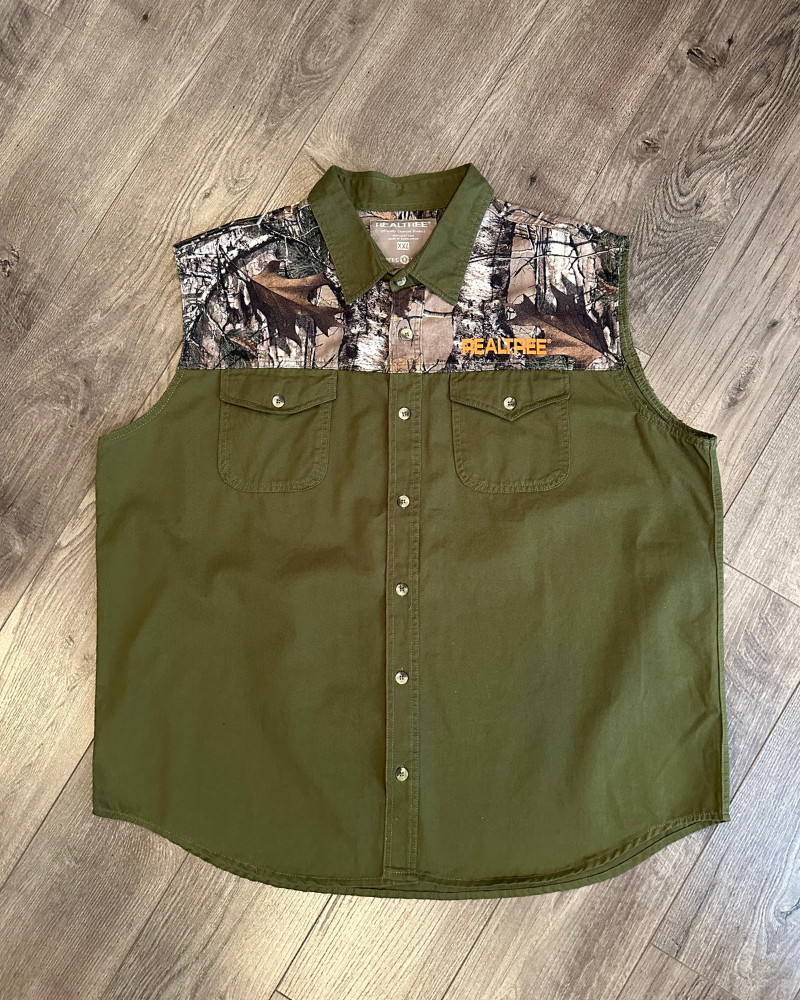 
                  
                    Real Tree Camo Button-Up Vest - Size 2XL
                  
                