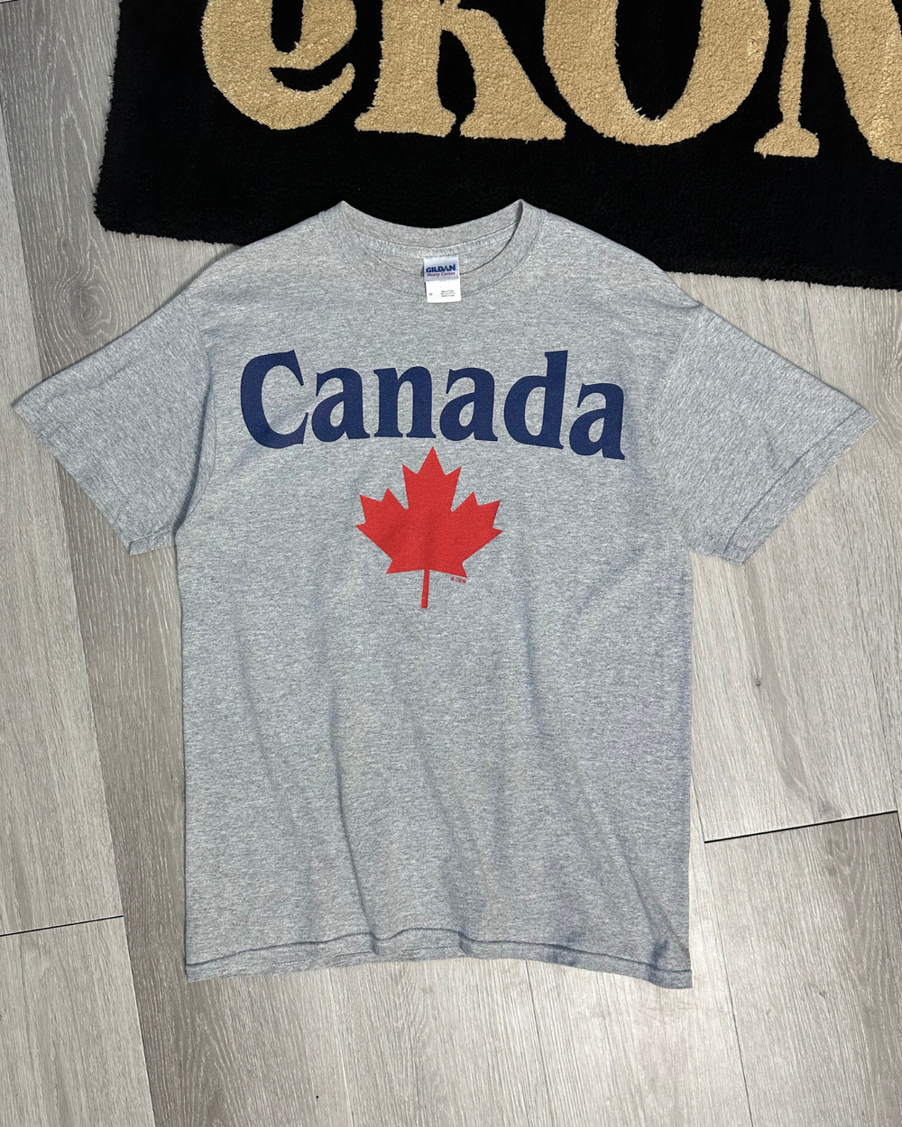 Vintage Canada T-Shirt - Size M