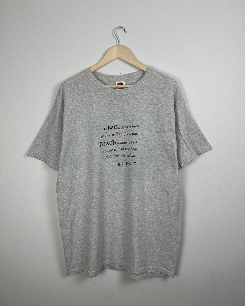 
                  
                    Vintage Fruit of the Loom Fishing Quote T-Shirt - Size XL
                  
                