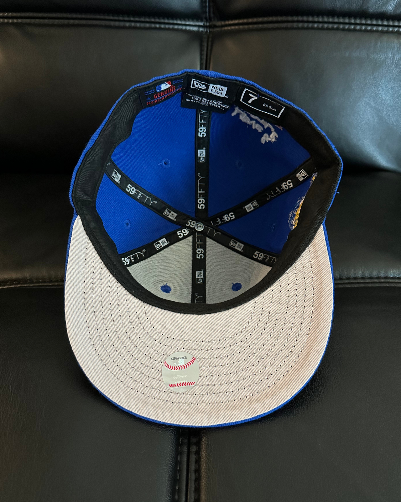 
                  
                    New - New Era 59Fifty Toronto Blue Jays MLB Love & Hustle = Game Fitted Hat - Size 7
                  
                