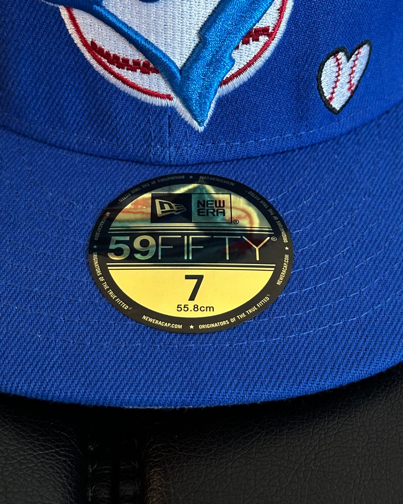 
                  
                    New - New Era 59Fifty Toronto Blue Jays MLB Love & Hustle = Game Fitted Hat - Size 7
                  
                