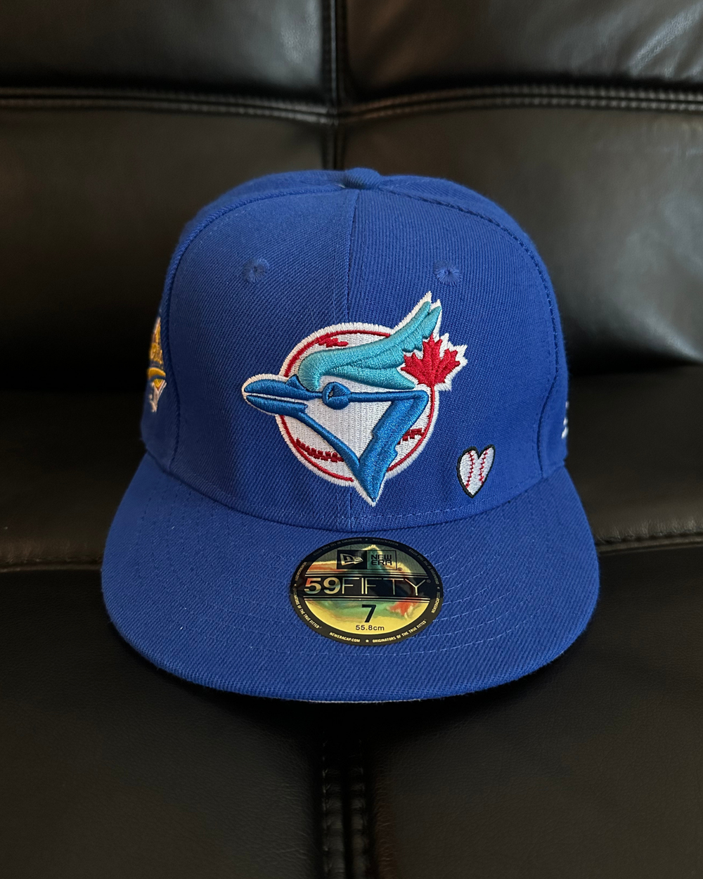 New - New Era 59Fifty Toronto Blue Jays MLB Love & Hustle = Game Fitted Hat - Size 7