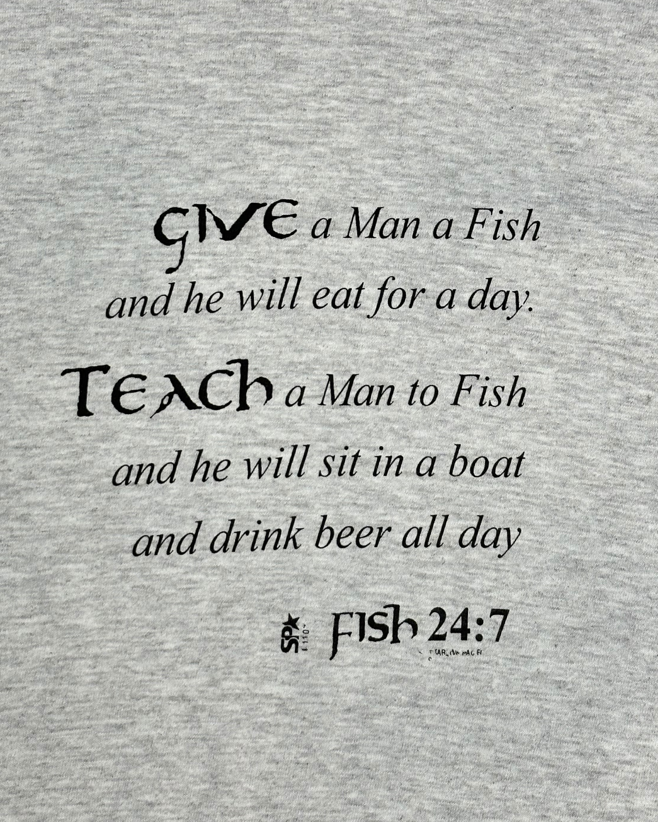 
                  
                    Vintage Fruit of the Loom Fishing Quote T-Shirt - Size XL
                  
                