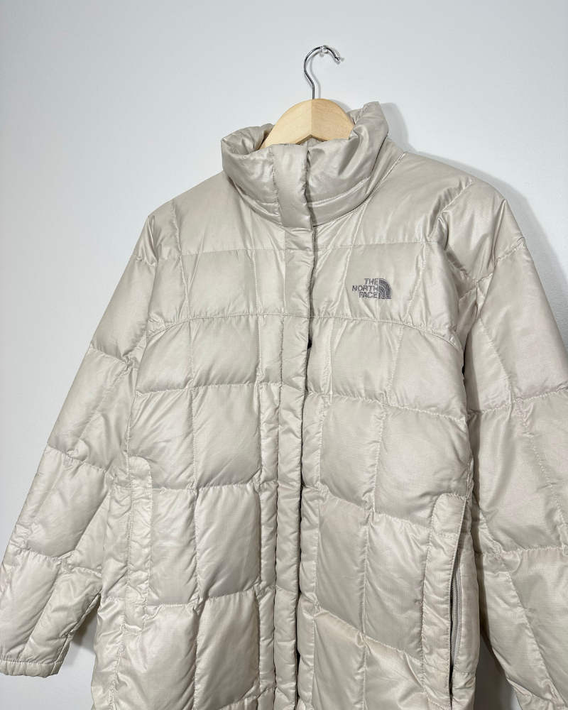 
                  
                    Vintage The North Face Women's 600 Puffer Jacket - Size M
                  
                