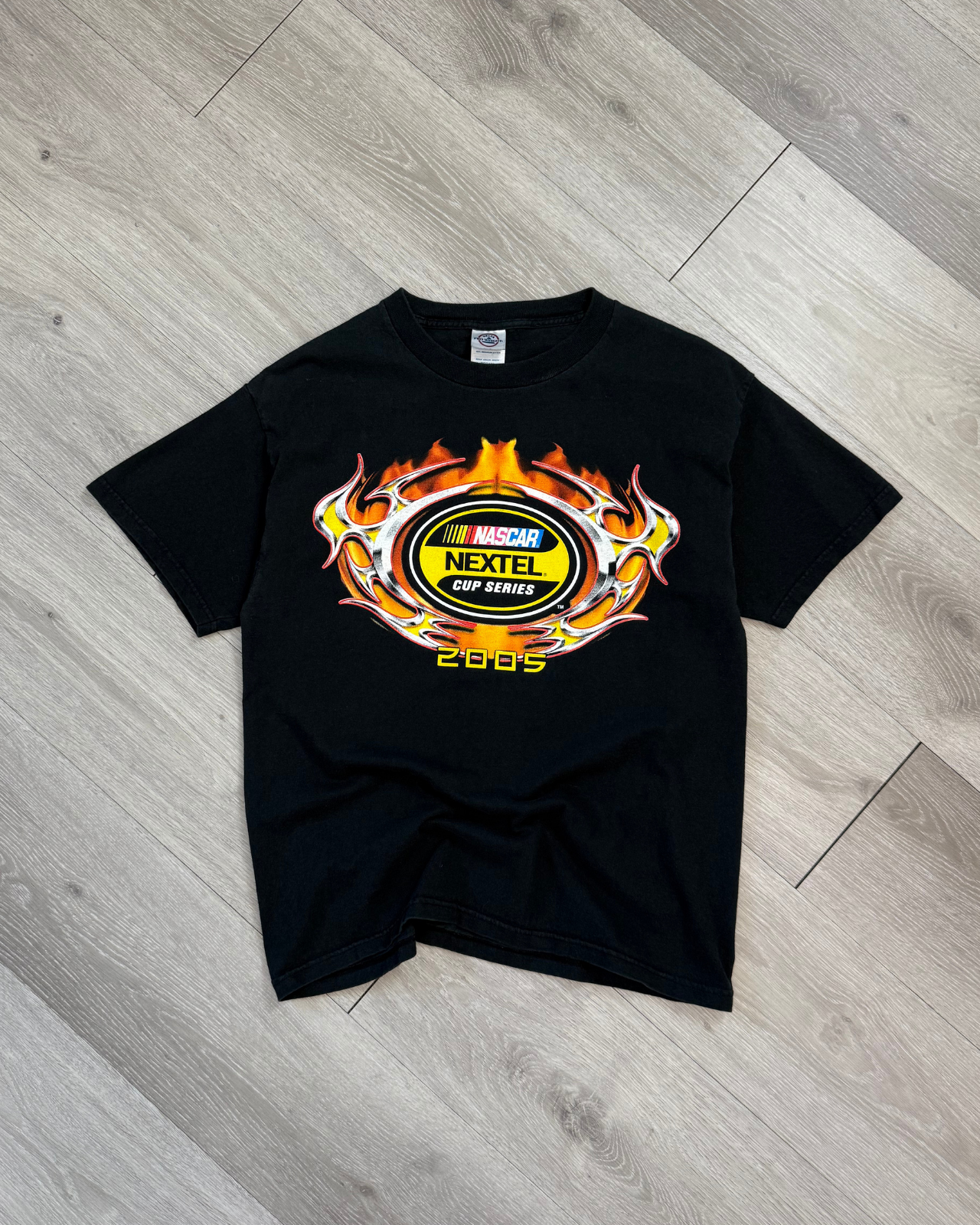 Vintage '05 NASCAR Nextel Cup Series Tour Schedule T-Shirt - Size M