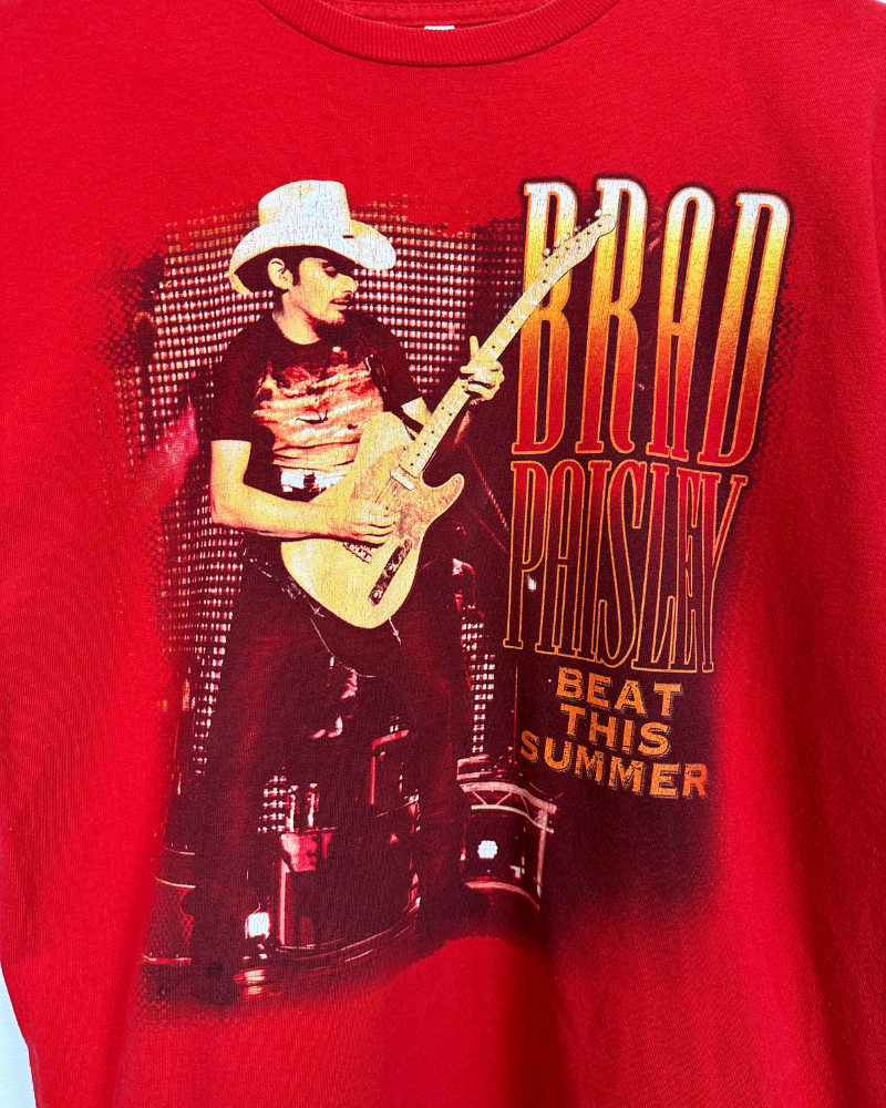 
                  
                    '14 Brad Paisley Beat This Summer Tour T-Shirt - Size M
                  
                