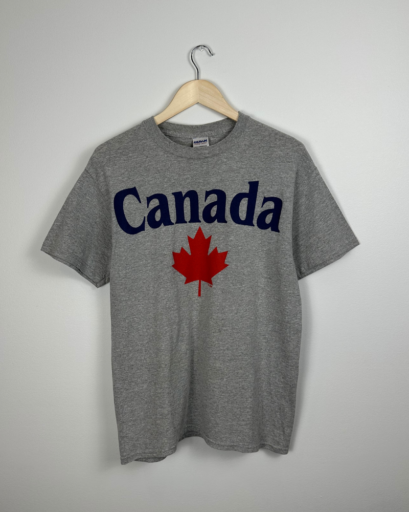 
                  
                    Vintage Canada T-Shirt - Size M
                  
                