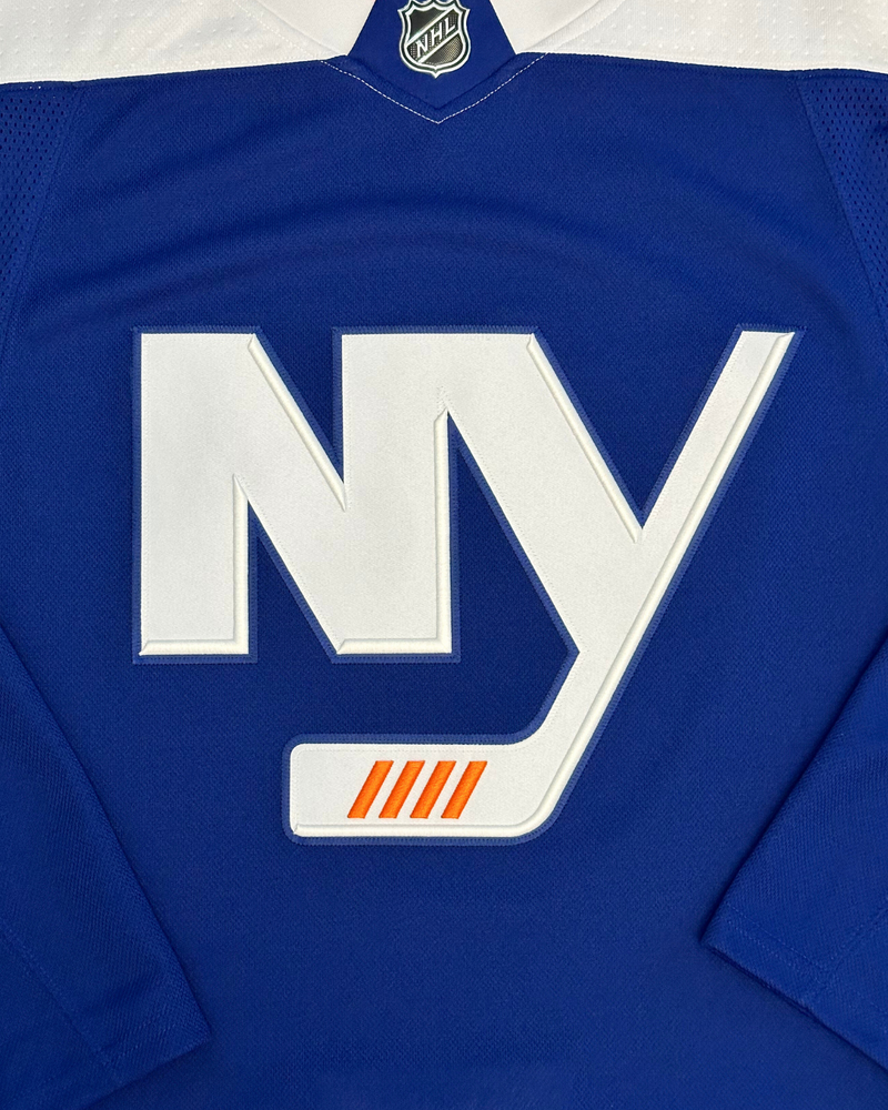 
                  
                    New - Adidas New York Islanders NHL Hockey Jersey - Size 50 (M)
                  
                