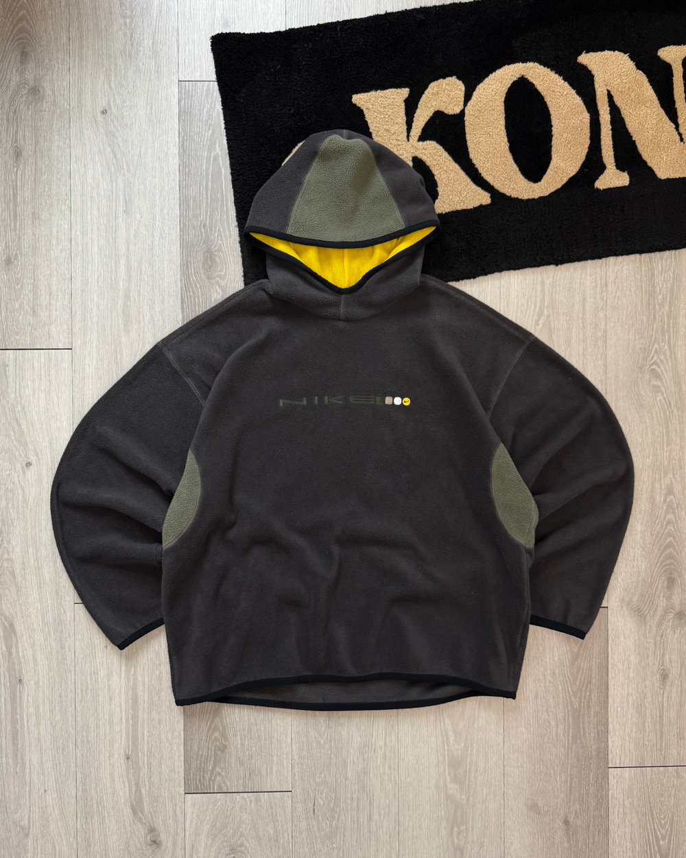Vintage Nike Boxy Fleece Hoodie - Size XL